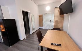 24Seven Apartments - Self Check-In