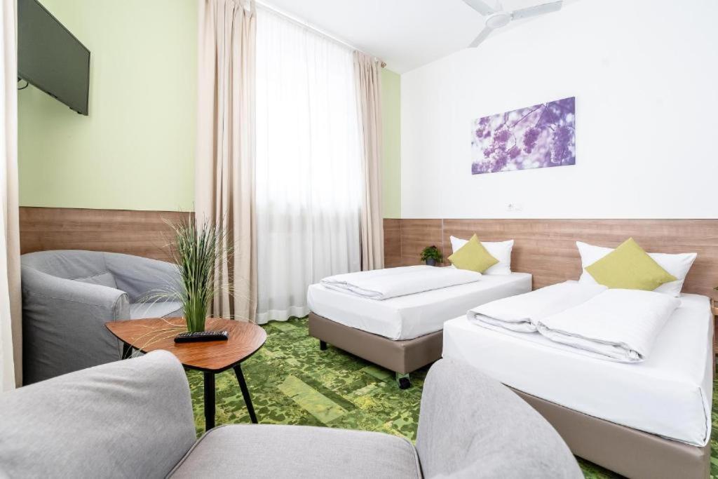 24Seven Apartments - Self Check-In Altdorf  Esterno foto