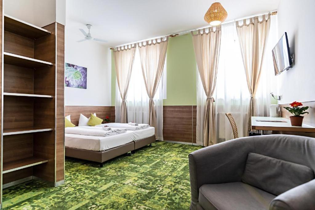 24Seven Apartments - Self Check-In Altdorf  Esterno foto