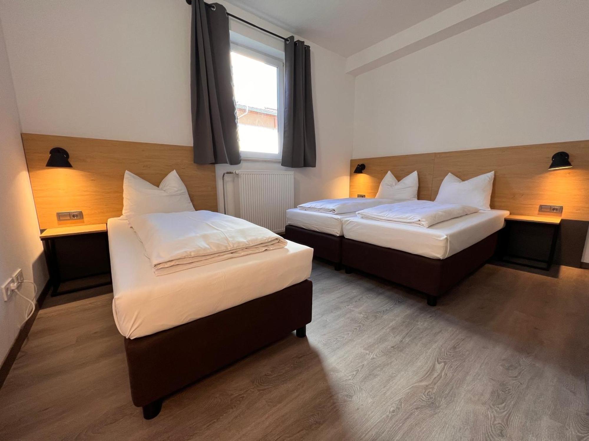 24Seven Apartments - Self Check-In Altdorf  Esterno foto