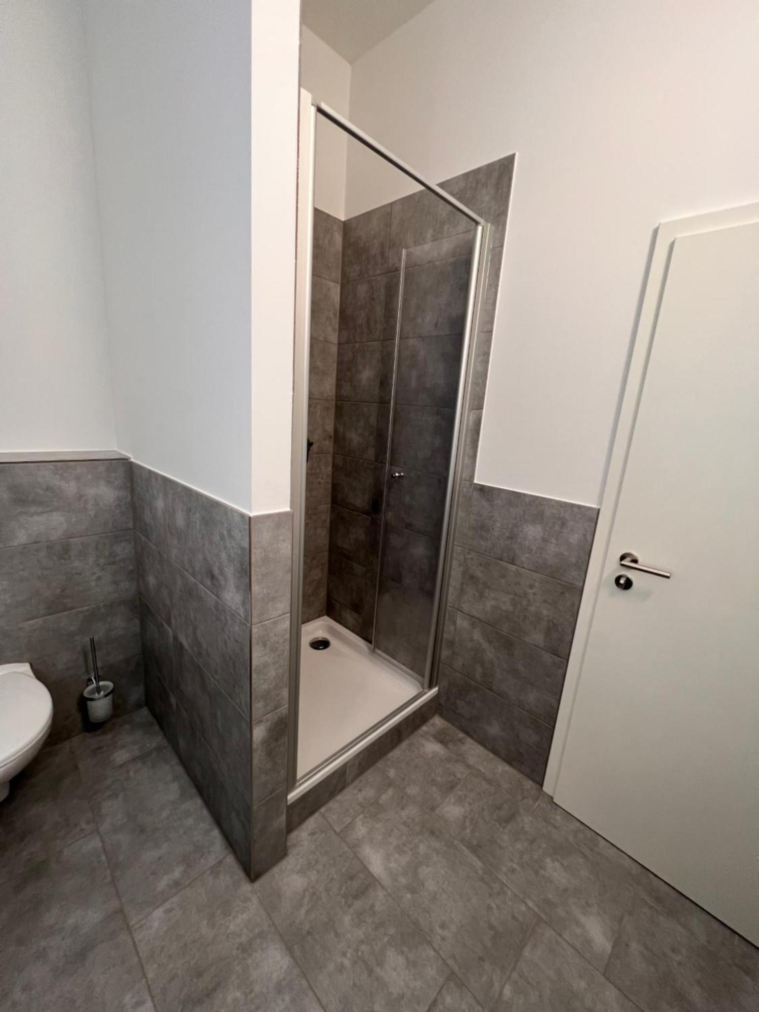 24Seven Apartments - Self Check-In Altdorf  Esterno foto